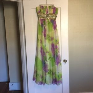 Camille La Vie strapless prom dress